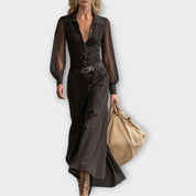 Robe maxi à manches transparentes et boutons devant