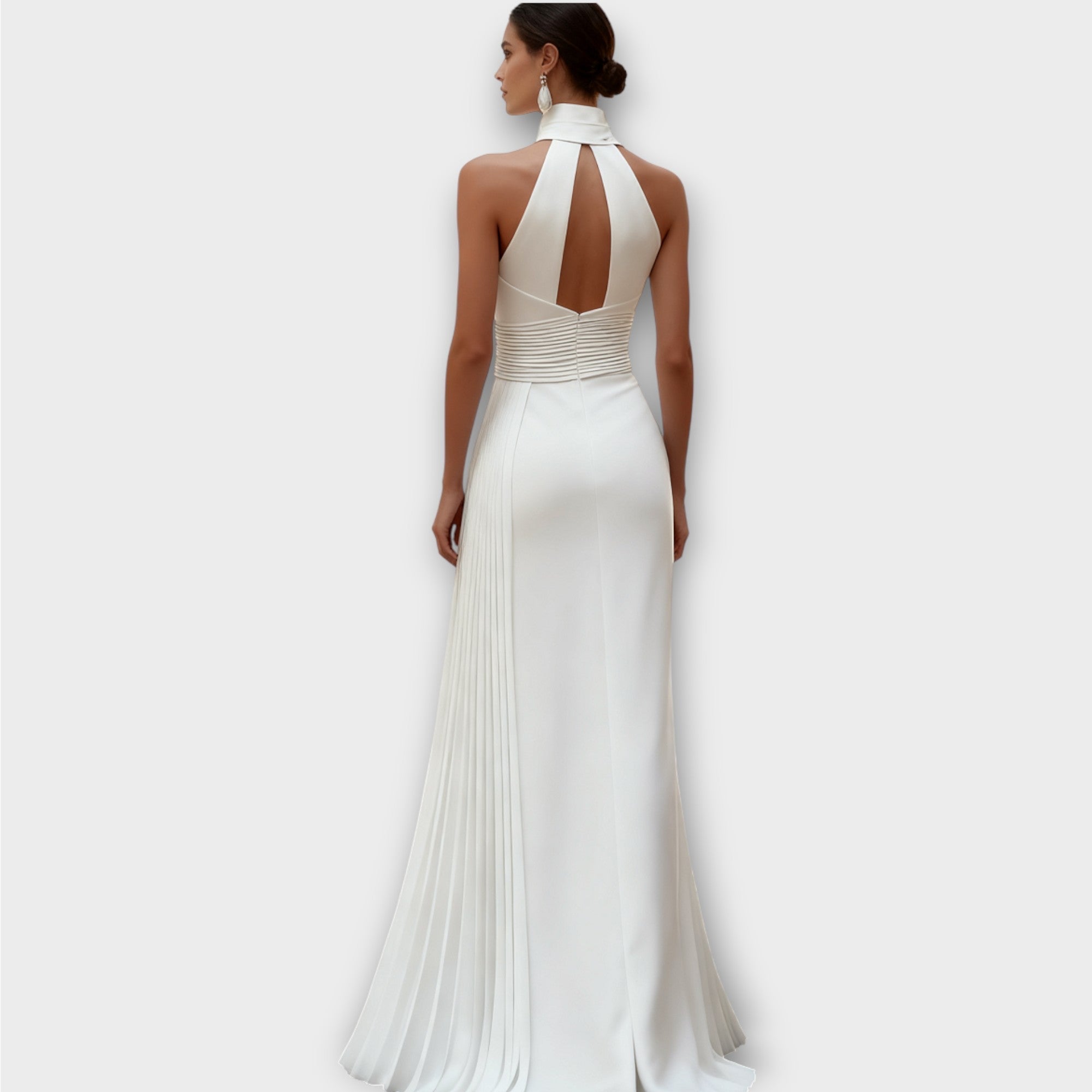 Robe de Soirée Élégante en Satin à Col Halter Plissé