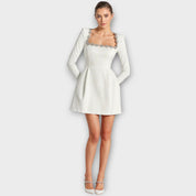 Robe Mini à Col Carré Embellie de Cristaux