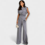 Ensemble Asymétrique avec Épaules Dramatiques