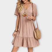 Robe d'été boho avec plis et manches courtes