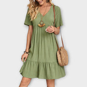 Robe d'été boho avec plis et manches courtes