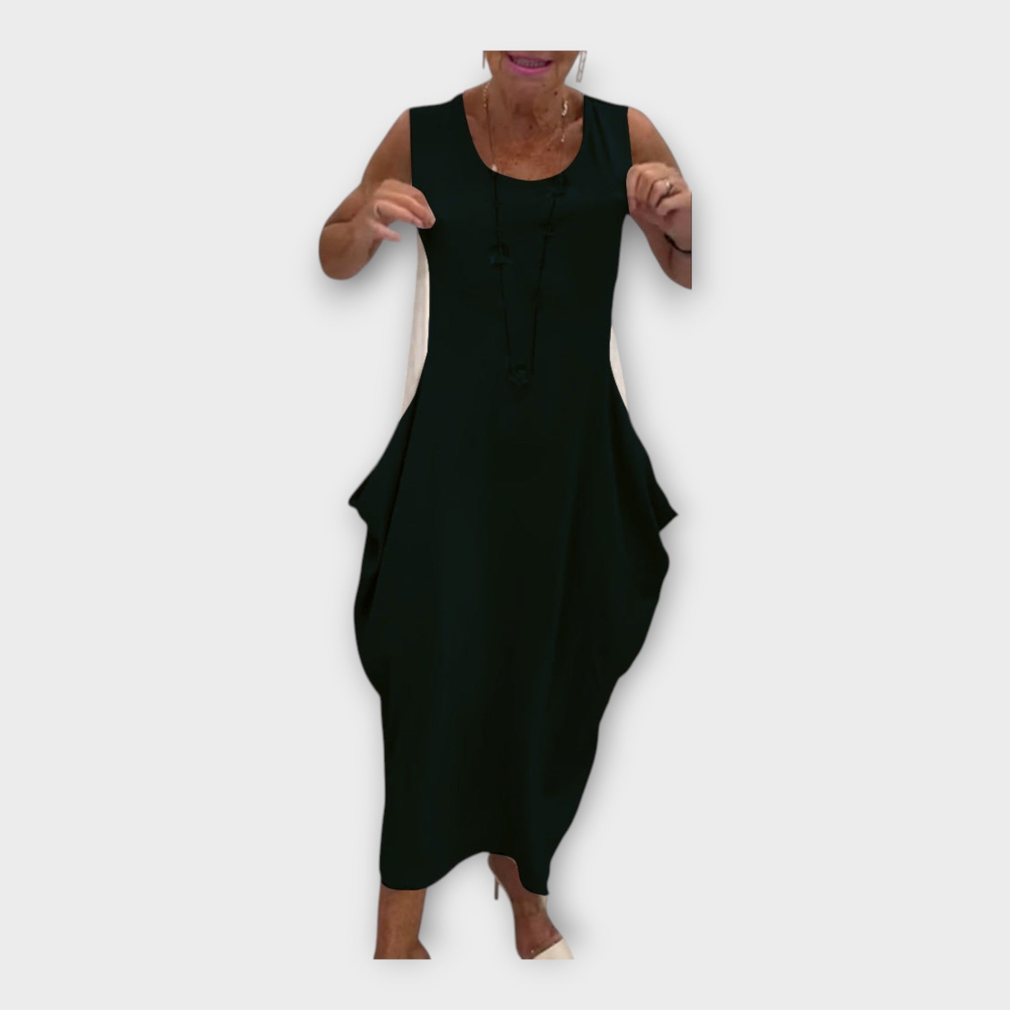 Robe légère avec une silhouette moderne et des poches