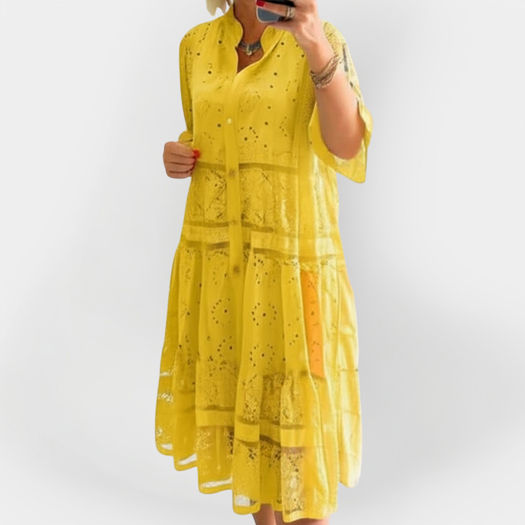 Robe en Dentelle avec Manches et Boutons Avant