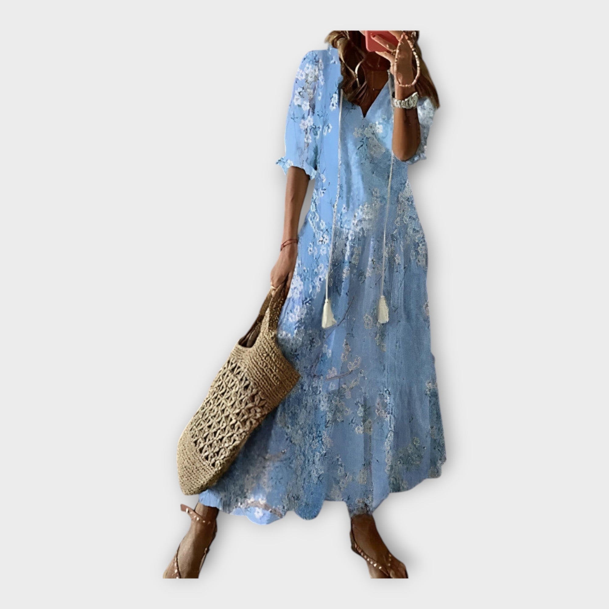 Robe Vintage avec Broderies et Décolleté en V