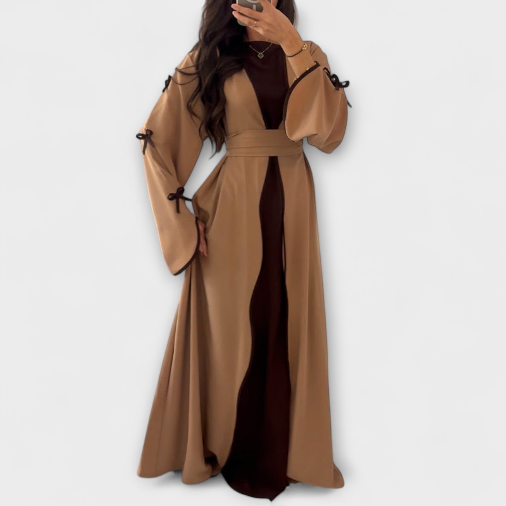 Combinaison de Cardigan et Robe Élégante avec Décoration Rayée