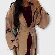 Combinaison de Cardigan et Robe Élégante avec Décoration Rayée