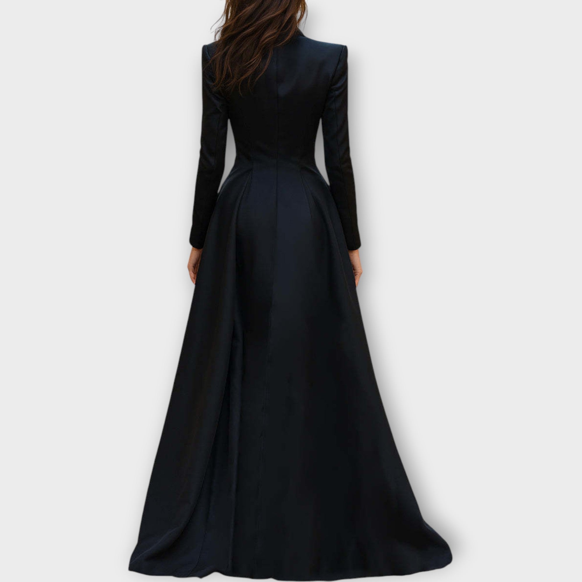 Robe en Satin et Dentelle de Luxe