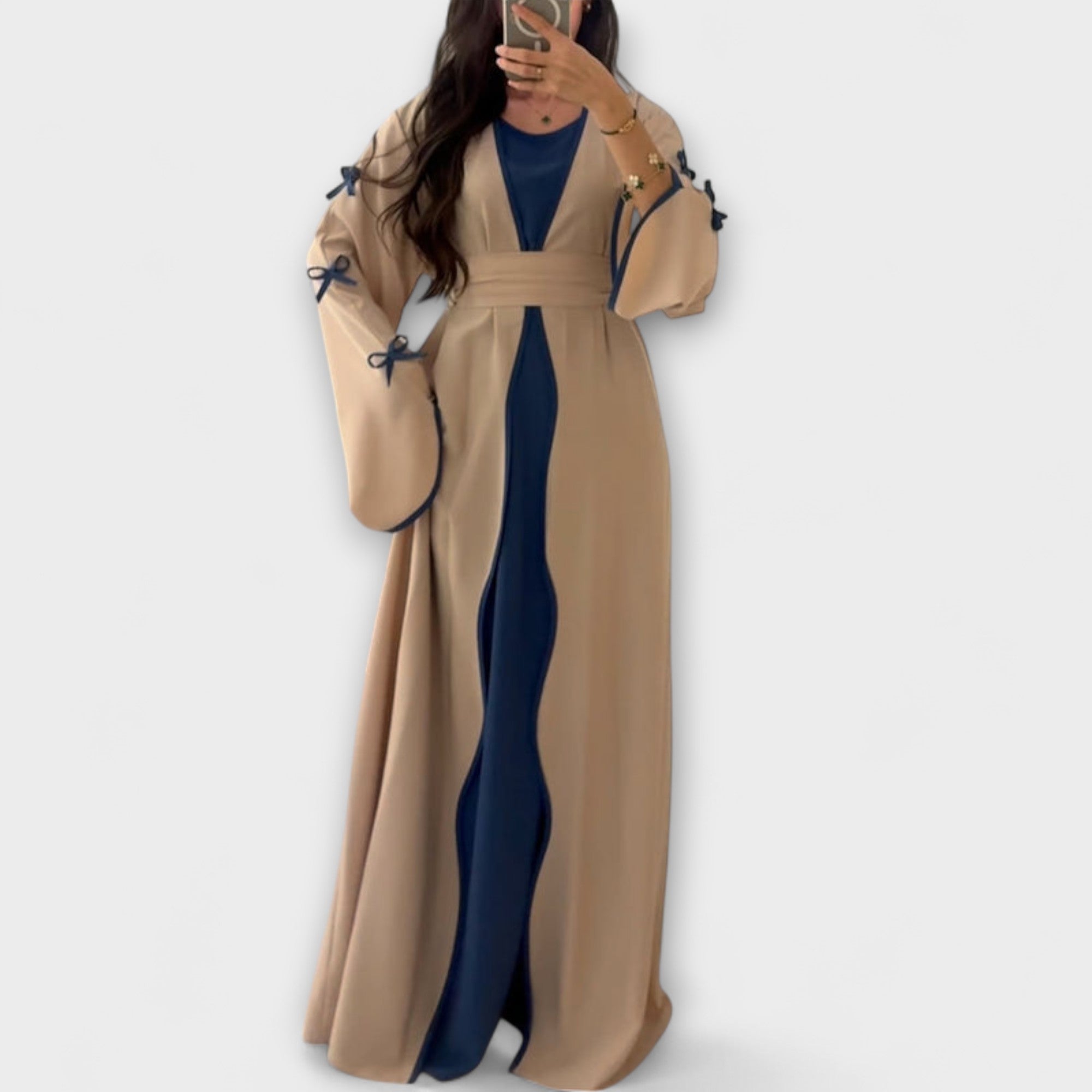 Combinaison de Cardigan et Robe Élégante avec Décoration Rayée