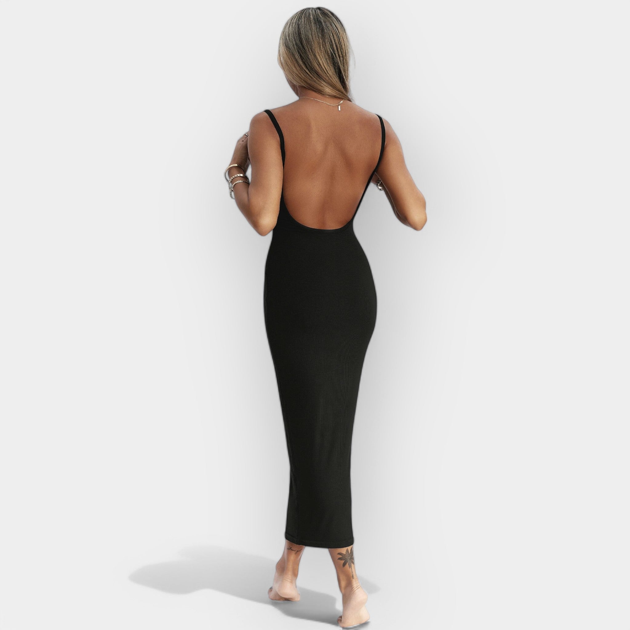 Robe Midi avec Dos Nu et Style