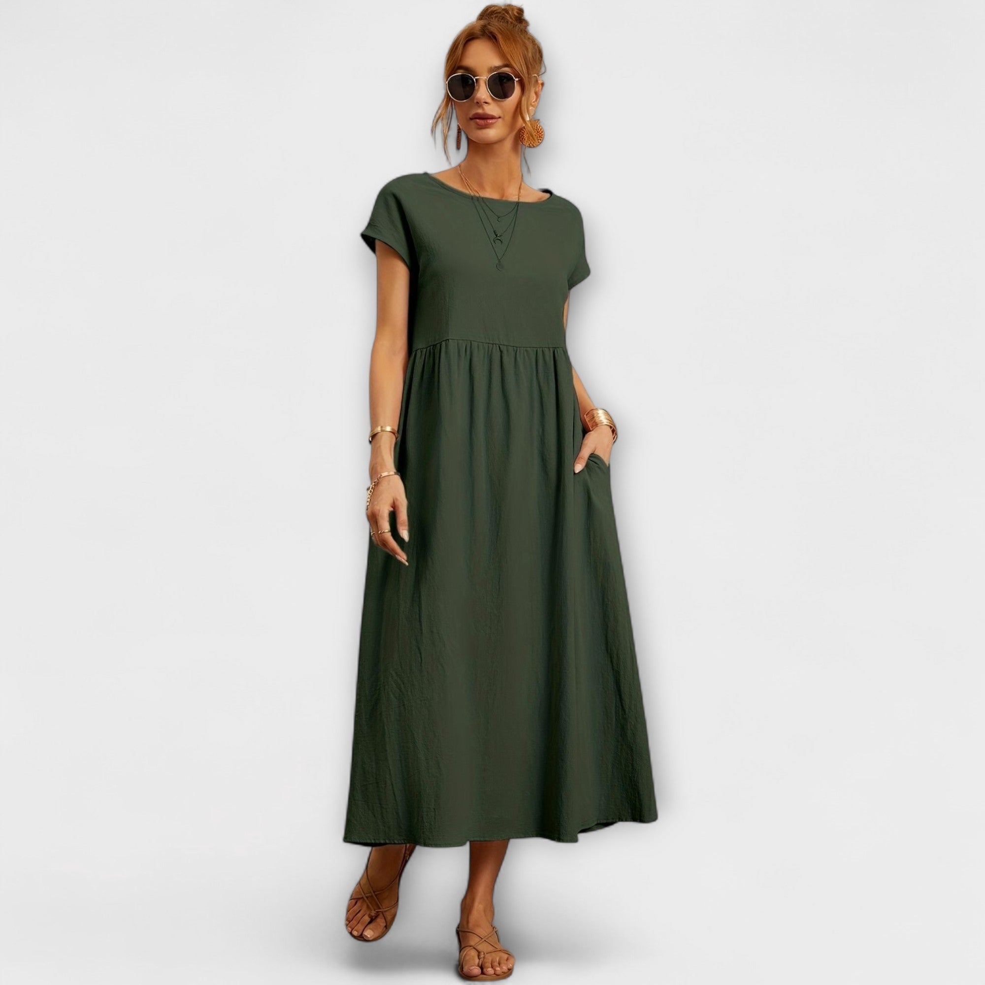Robe Midi avec Ligne Simple et Poches Latérales