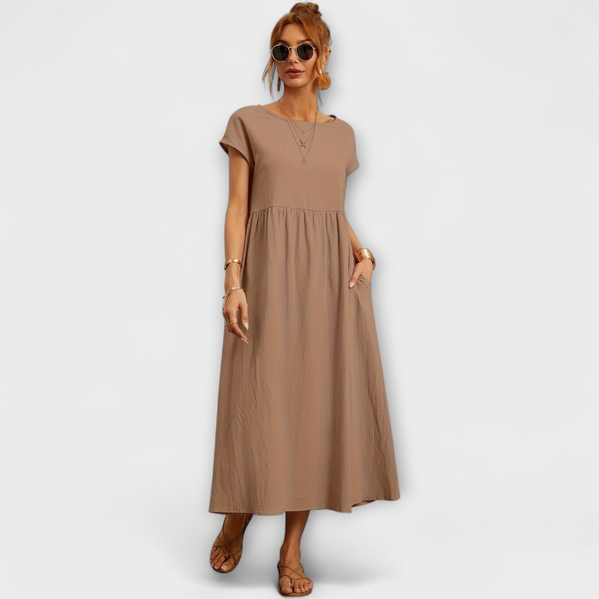 Robe Midi avec Ligne Simple et Poches Latérales