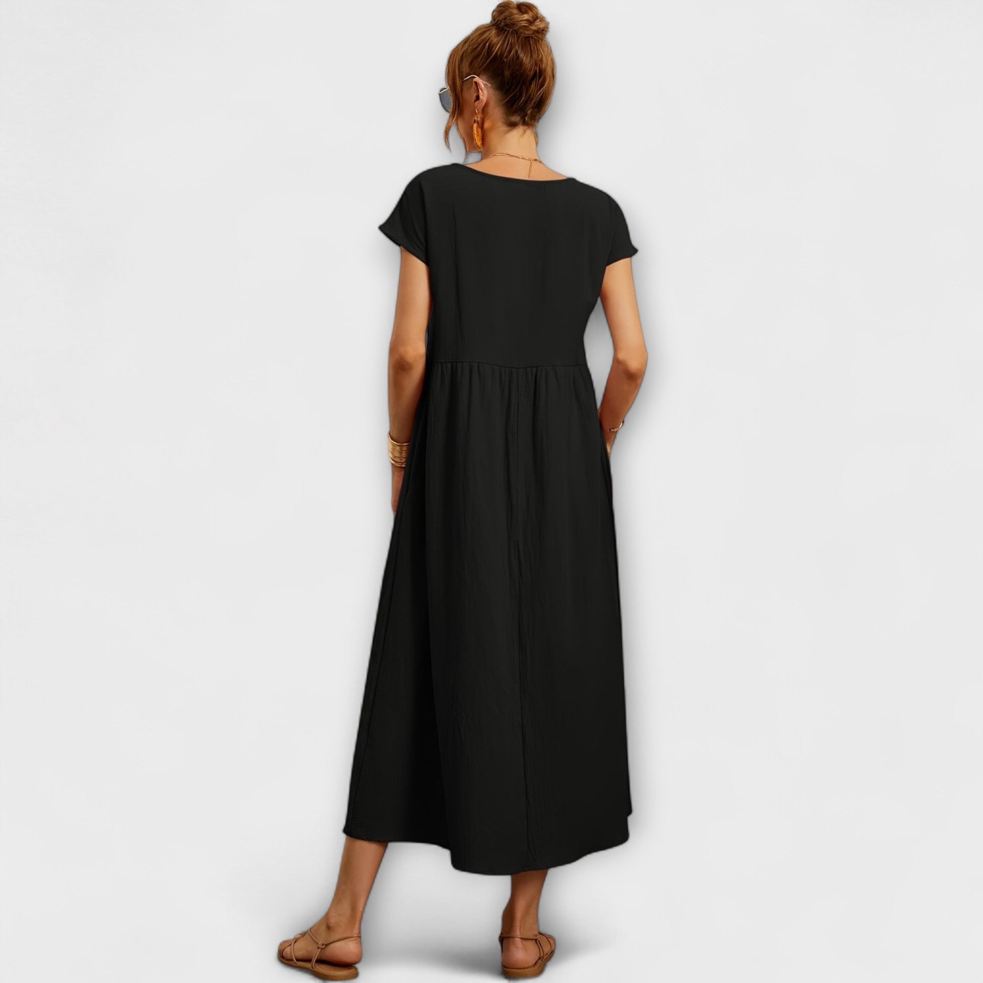 Robe Midi avec Ligne Simple et Poches Latérales