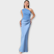 Robe Maxi Satinée Ambre à Épaule Unique