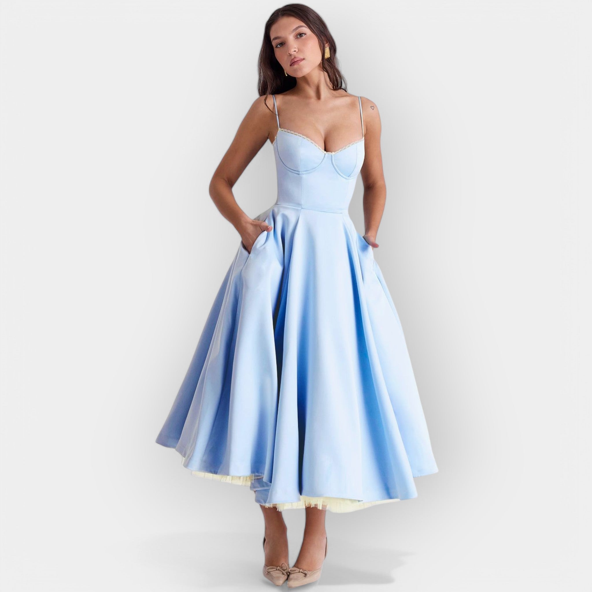 Robe Midi Élégante avec Ligne Stylée
