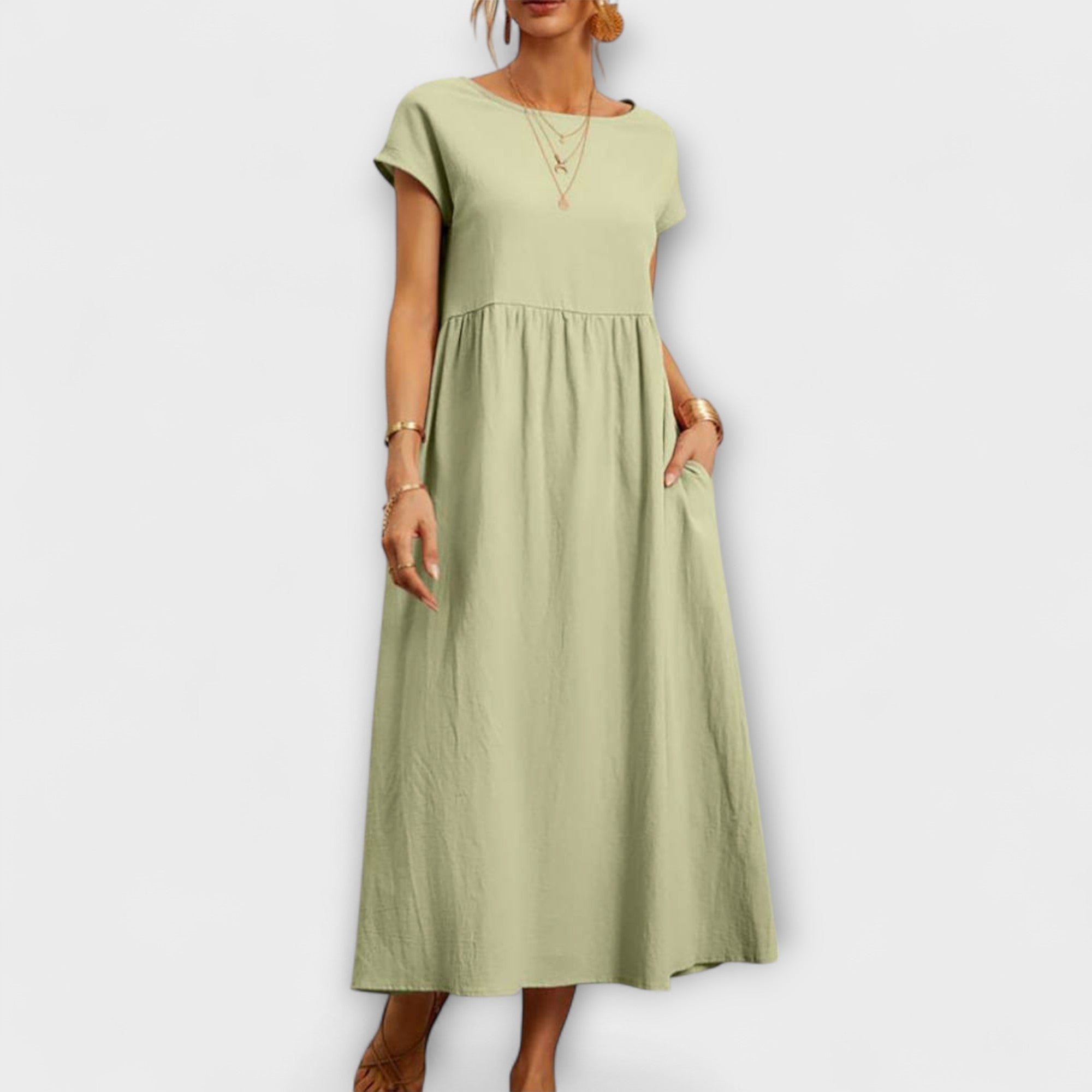 Robe Midi avec Ligne Simple et Poches Latérales