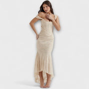 Robe Longue avec Corset Élégant et Raffiné