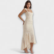 Robe Longue avec Corset Élégant et Raffiné