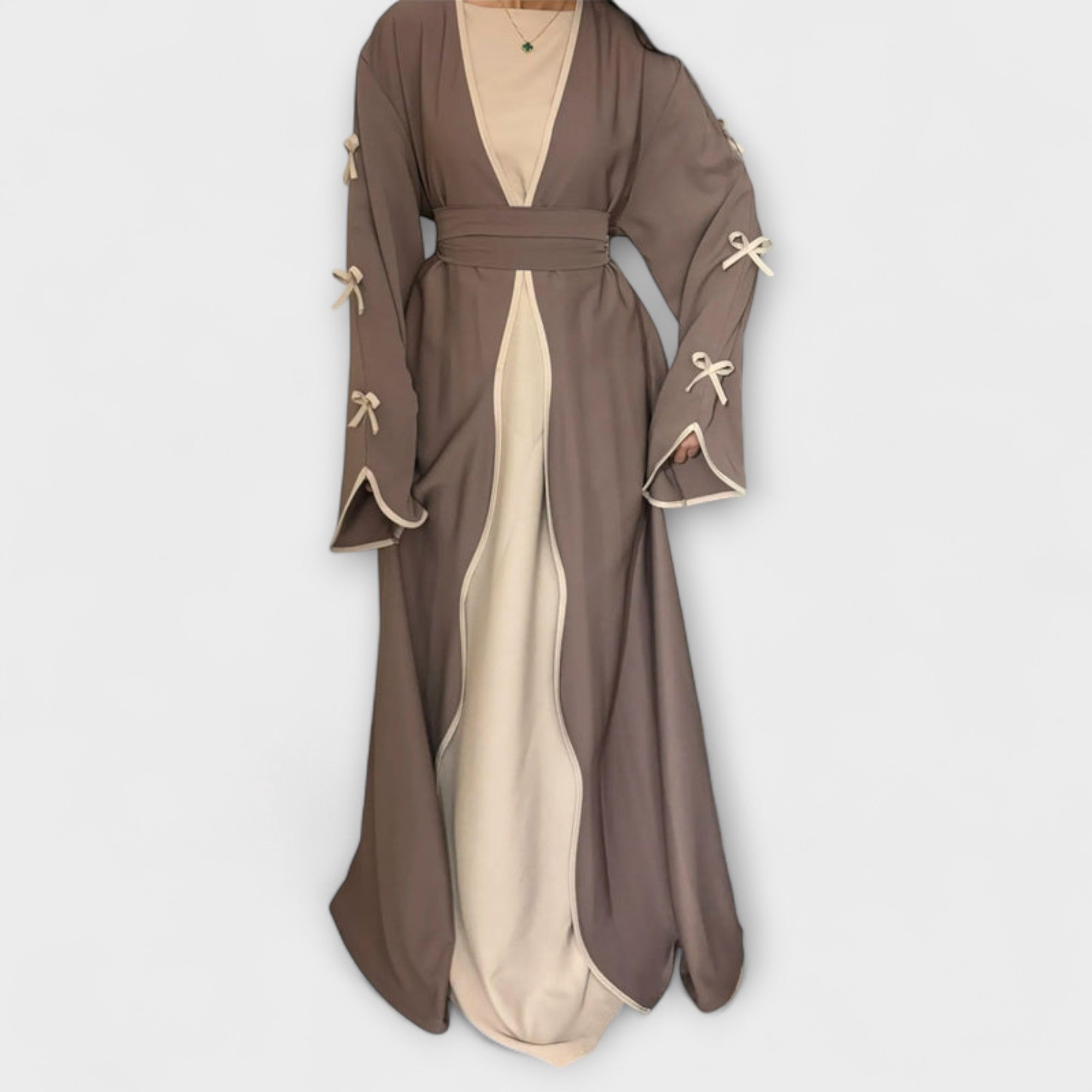 Combinaison de Cardigan et Robe Élégante avec Décoration Rayée